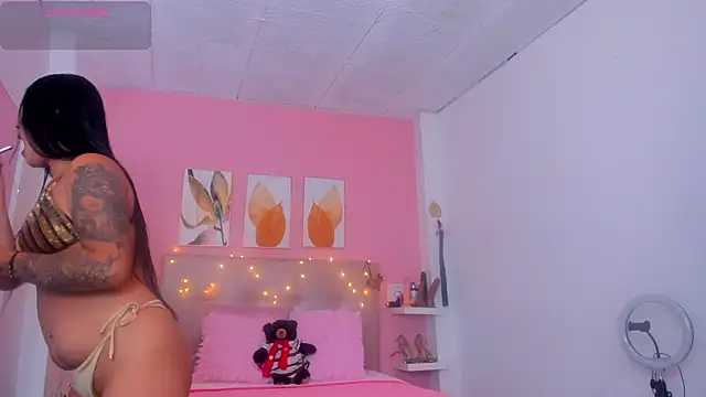 Molly h0t online show from 18, 11, 2025