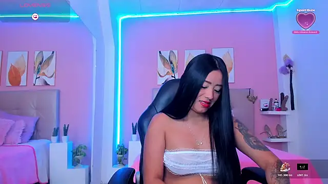 Molly h0t online show from 11, 11, 2025