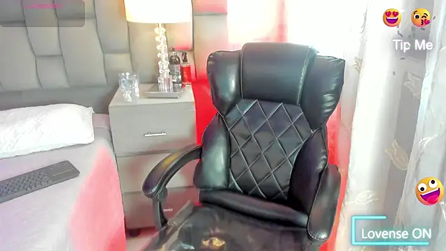 Snapshot of AliceStevens_ chatting on 25, 3, 2026 AliceStevens online show from 25, 3, 2026