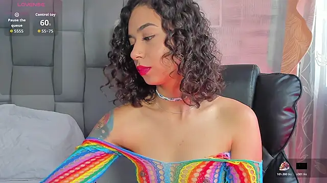 AliceStevens  online show from 6, 11, 2025