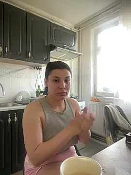 Natasha Cameron22 online show from 4, 6, 2026