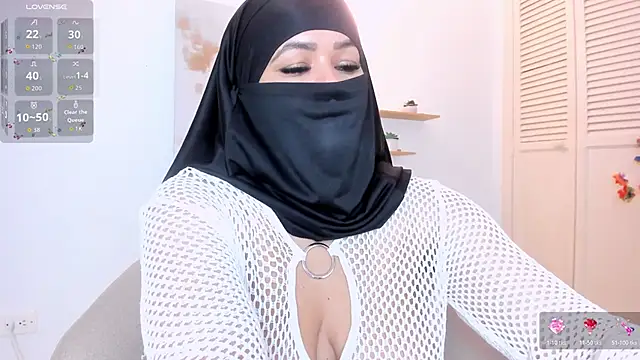 Layla arabelle online show from 26, 11, 2025