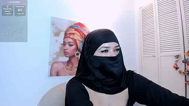 Layla arabelle online show from 25, 11, 2025