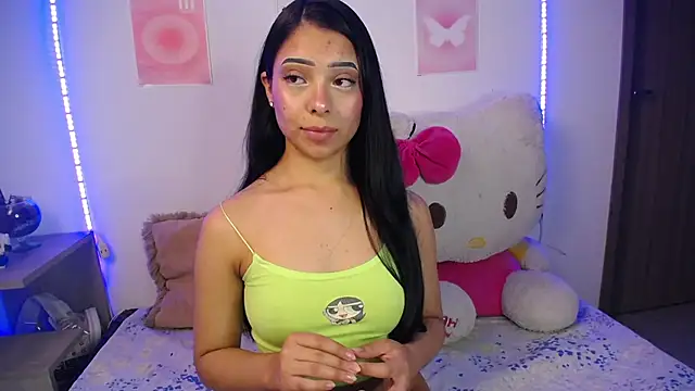 Emilybutterfly1 online show from 26, 11, 2025