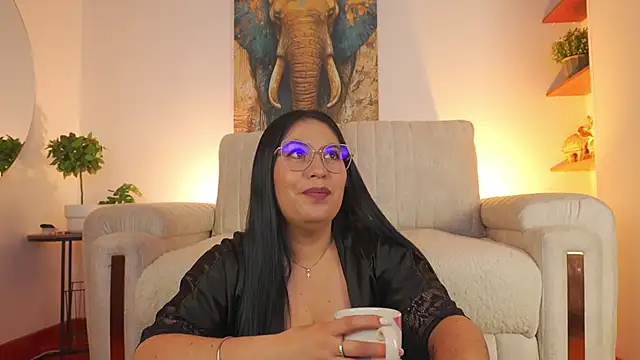 Snapshot of AliceCorner chatting on 22, 5, 2026 AliceCorner online show from 22, 5, 2026