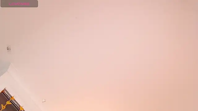 Valen ross  online show from 28, 10, 2025