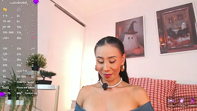 Valen ross  online show from 28, 11, 2025