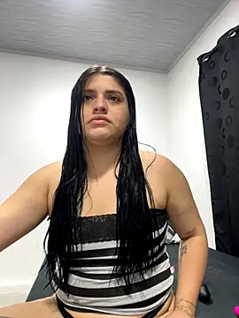 pareja curiosa19 online show from 19, 10, 2025