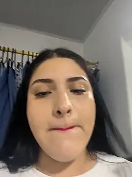 pareja curiosa19 online show from 28, 11, 2025