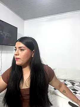 pareja curiosa19 online show from 26, 10, 2025