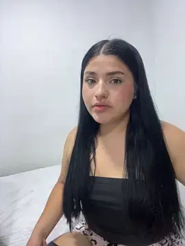 pareja curiosa19 online show from 6, 5, 2026