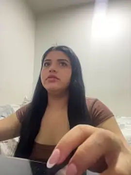 pareja curiosa19 online show from 24, 3, 2026