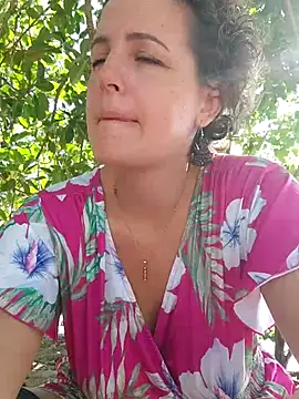 emiliemilf online show from 1, 4, 2026