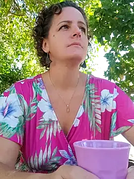 emiliemilf online show from 21, 4, 2026