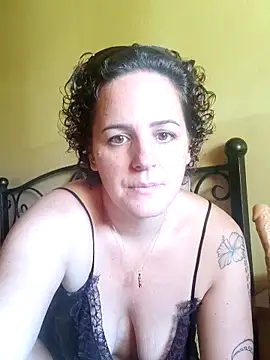 Snapshot of emiliemilf chatting on 30, 5, 2026 emiliemilf online show from 30, 5, 2026