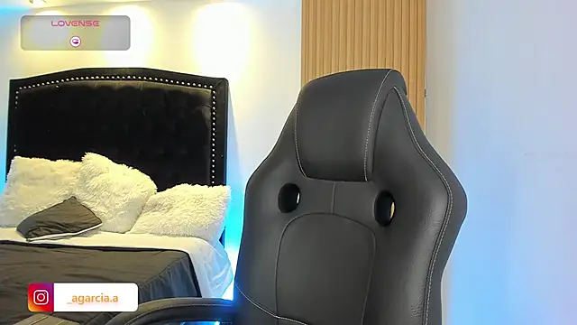 LiamWildx20 online show from 21, 6, 2026