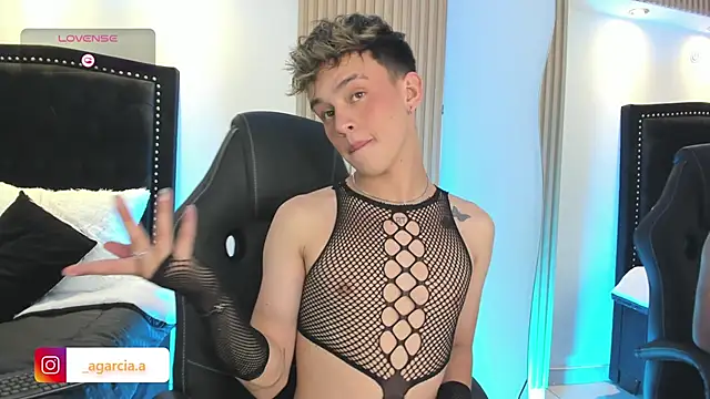 Snapshot of LiamWildx20 chatting on 19, 5, 2026 LiamWildx20 online show from 19, 5, 2026