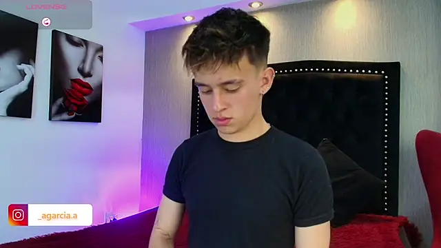 LiamWildx20 online show from 30, 11, 2025