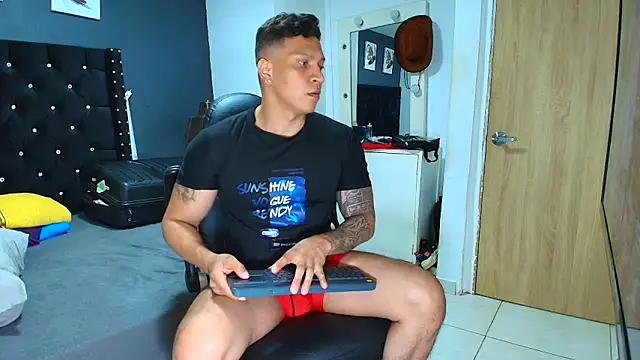 ethan dalton  online show from 12, 4, 2026