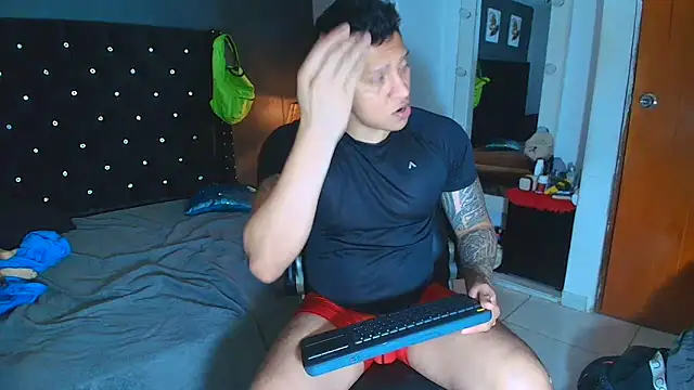 ethan dalton  online show from 14, 11, 2025