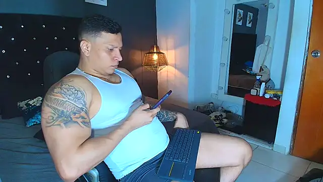 ethan dalton  online show from 1, 11, 2025