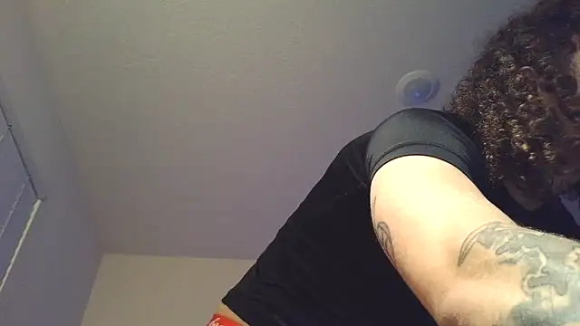 Snapshot of shurthingx chatting on 1, 7, 2026 shurthingx online show from 1, 7, 2026