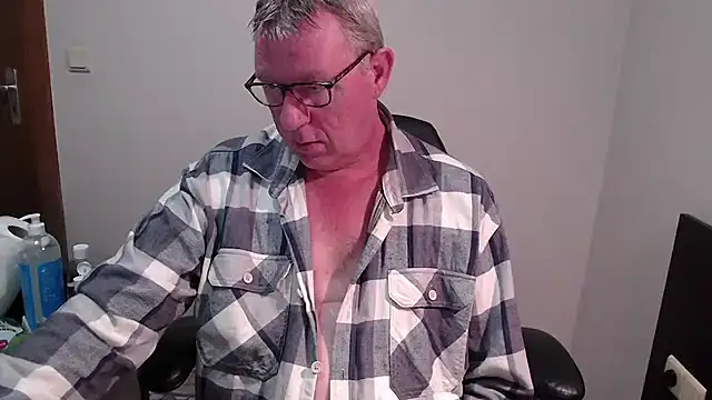 JamesBauer online show from 22, 10, 2025