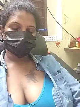 Snapshot of poojaa-rani chatting on 31, 10, 2025 poojaa-rani online show from 31, 10, 2025