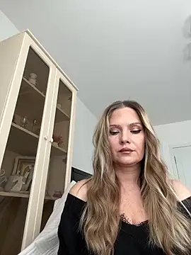 Snapshot of ANA_STA_S_ chatting on 28, 4, 2026 ANA STA S online show from 28, 4, 2026