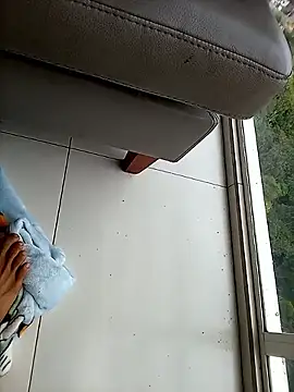 317894 online show from 21, 12, 2025