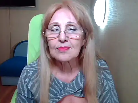 Margo Sweety online show from 17, 3, 2025