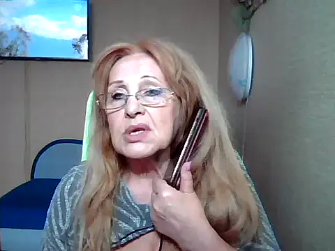 Margo Sweety online show from 17, 3, 2025