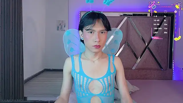 Snapshot of Ash_Femboy chatting on 25, 10, 2025 Ash Femboy online show from 25, 10, 2025