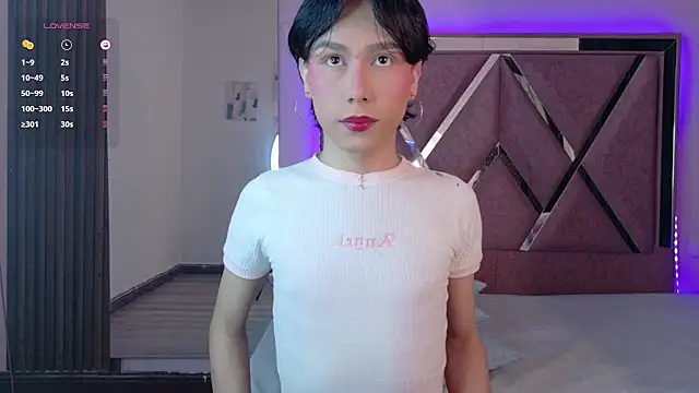 Snapshot of Ash_Femboy chatting on 15, 11, 2025 Ash Femboy online show from 15, 11, 2025