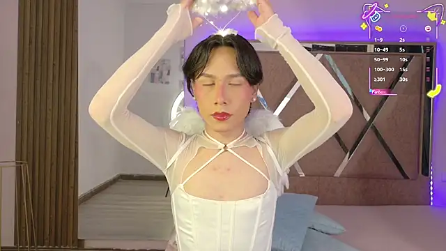 Snapshot of Ash_Femboy chatting on 30, 10, 2025 Ash Femboy online show from 30, 10, 2025