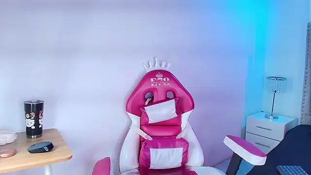 Lia adamsss online show from 11, 1, 2026