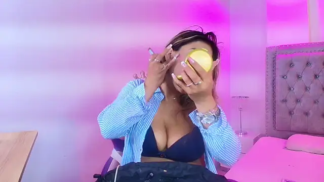 Snapshot of Lia_adamsss chatting on 16, 5, 2026 Lia adamsss online show from 16, 5, 2026