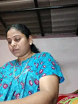 JENNIFERtamil online show from 12, 4, 2026