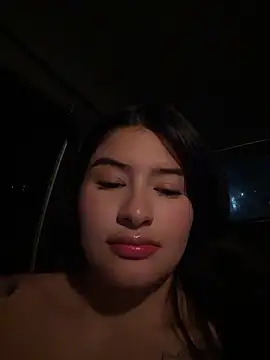 andrea gomes  online show from 5, 4, 2026