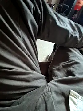 johnny8731 online show from 9, 4, 2026