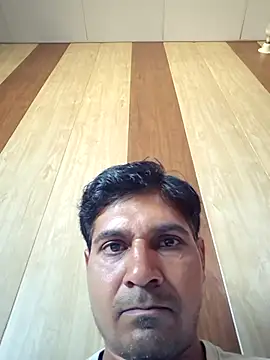 johnny8731 online show from 5, 4, 2026