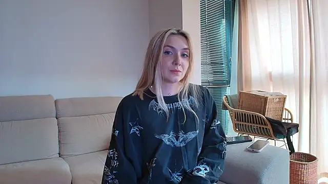 tattoobbgirl online show from 9, 5, 2026