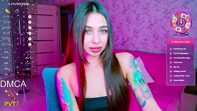 Snapshot of vinkiepinkie chatting on 12, 11, 2025 vinkiepinkie online show from 12, 11, 2025