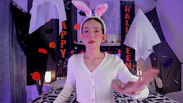 peachandtyron  online show from 18, 10, 2025