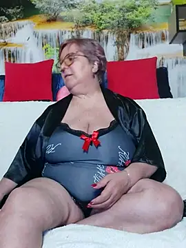 QueenPammy1 online show from 27, 11, 2025