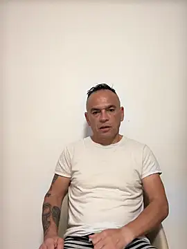 mateocali25 online show from 23, 5, 2026