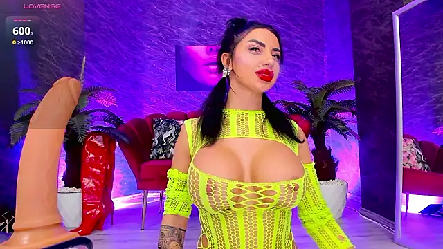 IzabelaTessa online show from 16, 3, 2026