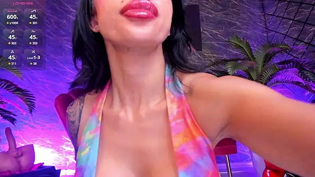 IzabelaTessa online show from 24, 6, 2026