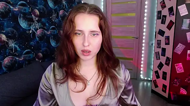 Snapshot of BarbiePieer chatting on 12, 10, 2025 BarbiePieer online show from 12, 10, 2025