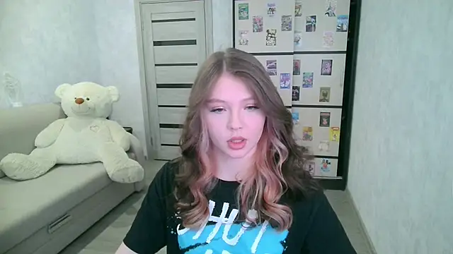 Snapshot of GinnyBlacky chatting on 5, 6, 2026 GinnyBlacky online show from 5, 6, 2026